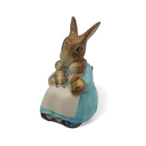 BEATRIX POTTER Beswick Mrs Rabbit And Bunnies 1976 Signed Figurine Vintage